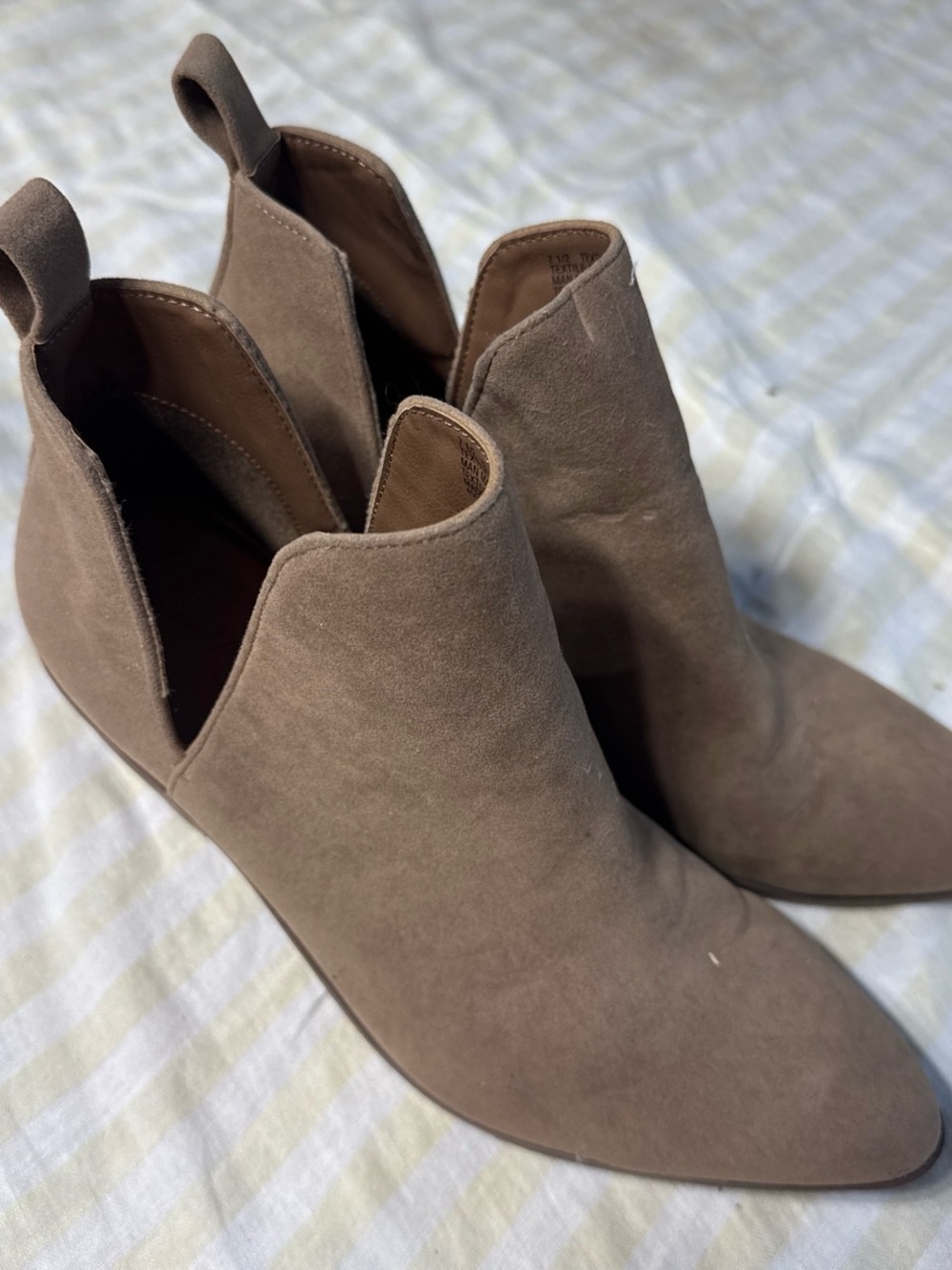 Universal Thread Taupe Suede Pointed Ankle Booties